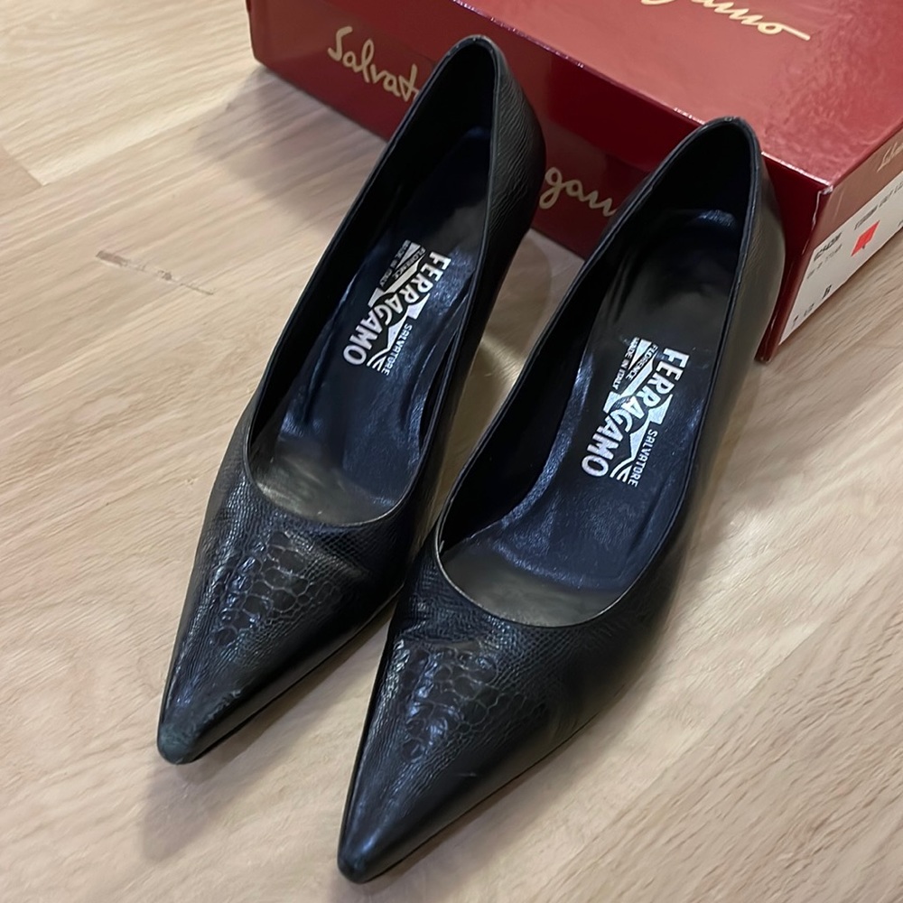 Salvatore Ferragamo Vigogna calf lizard print 7.5